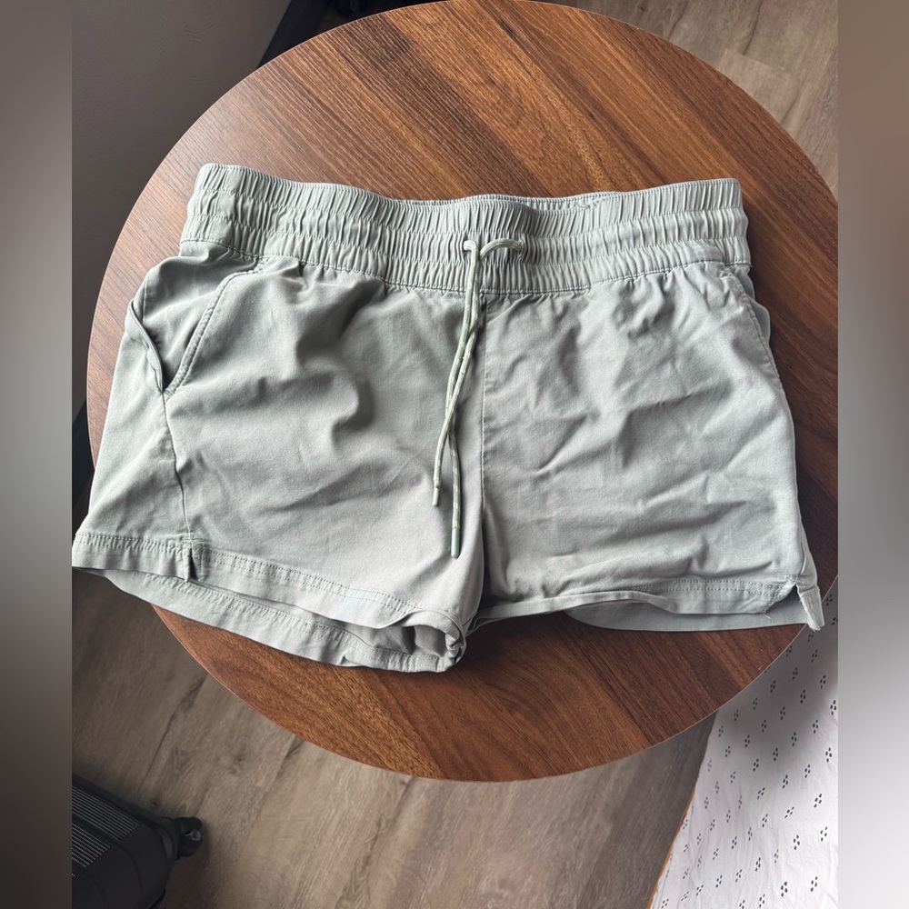 Green Avalanche Women’s Shorts